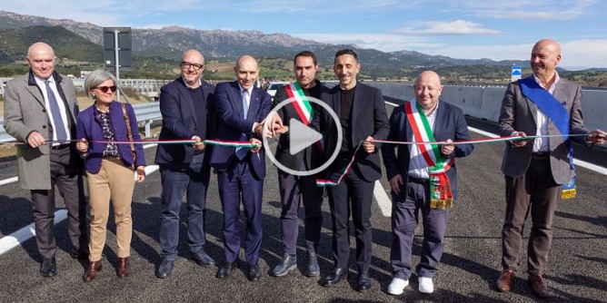 Apre la Sassari-Olbia: «giorno da ricordare»