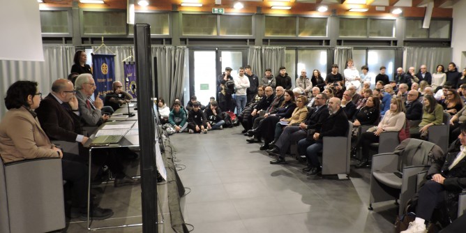 IA: ad Alghero confronto tra studenti ed esperti