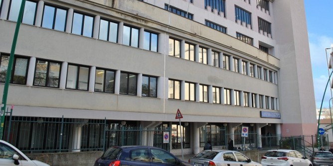 Aou Sassari: chiusure laboratorio analisi