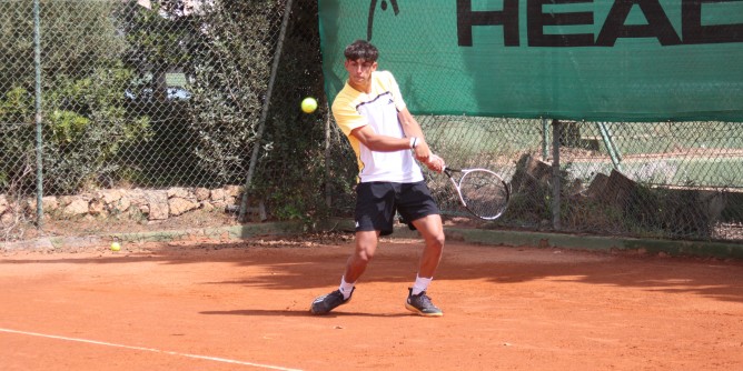 Itf: l´algherese Carboni fermato in semifinale