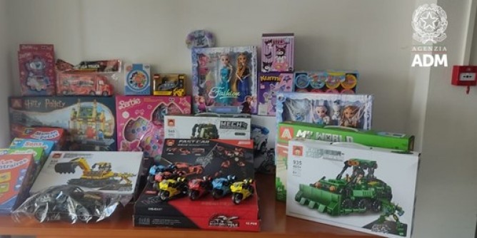 Sequestrato 2mila giochi a Cagliari