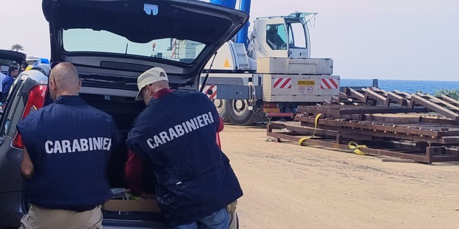 A-<i>Mare</i>, sequestro al Calabona
