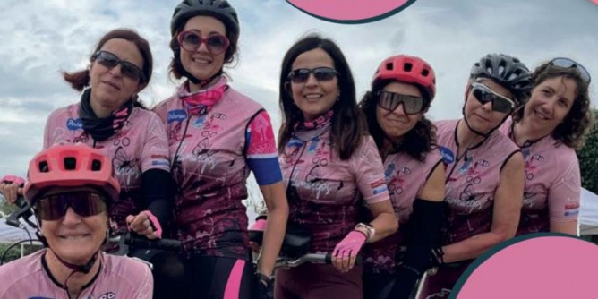 Pink Flamingos: carovana rosa ad Alghero e Ozieri