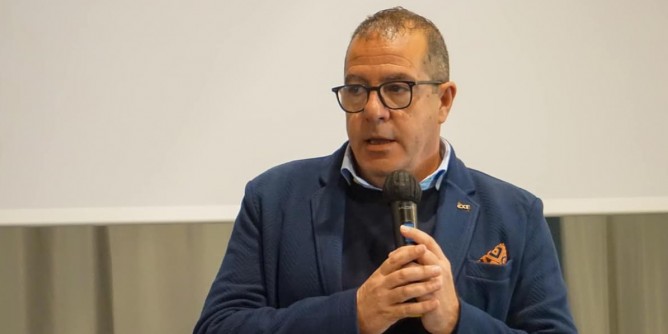 Bando per il bar a Capo Caccia. Cacciotto reagisca, da annullare
