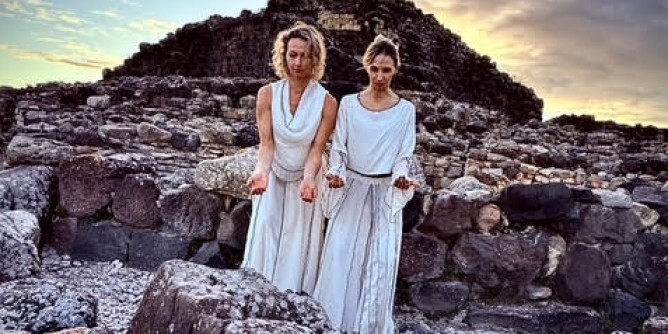 La danza europea accende Nora e Barumini