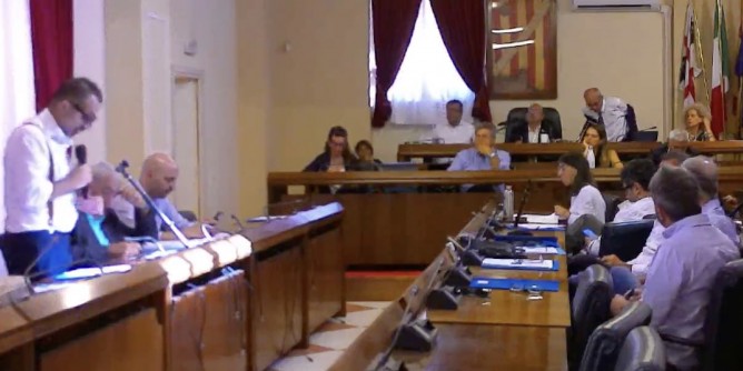 «Fatti, non inutili ordini del giorno»