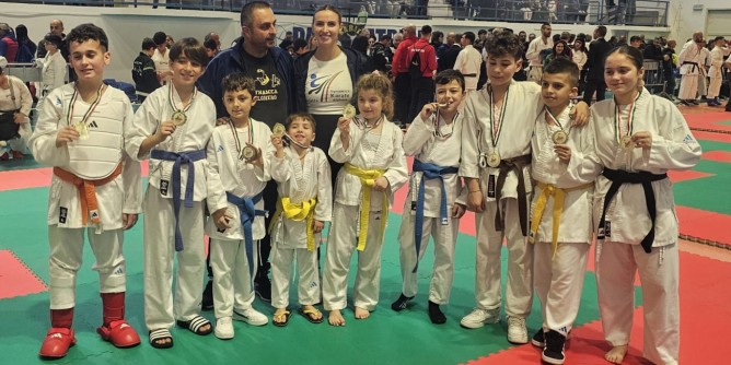 Al Campionato regionale Karate 9 medaglie algheresi