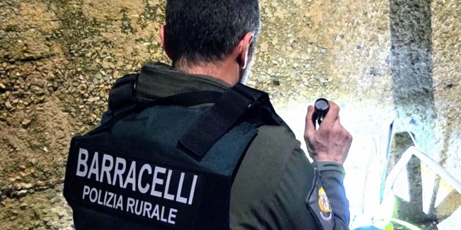 Raid all´ex Centro Anziani, furto sventato