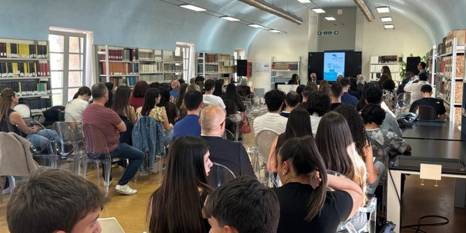 Un’Isola in Rete, interesse e curiosità