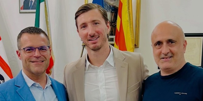 Cacciotto accoglie il calciatore Del Fabro