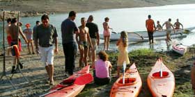 Fertilia esporta il kayak a Monteleone Roccadoria