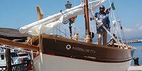 Il varo di “Maddalenetta” si trasforma in una grande festa