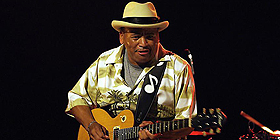 Sherman Robertson chiude Mamma Blues