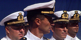 Cappellano Militare al porto di Alghero 