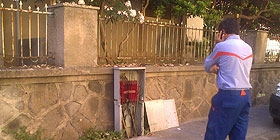 Cabina elettrica in fiamme in via Degli Orti