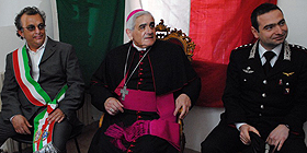 Stintino: l'Arcivescovo dalle Istituzioni