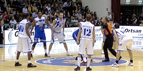 La Dinamo sbanca casa Armani