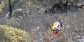 Canadair in azione tra Teulada e Santadi