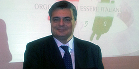<i>Gi le mani dalla sanit sassarese</i>