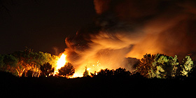 Fumo e fiamme dai Nomadi