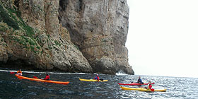 Grugnola circumnaviga l´isola in kayak