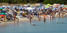 Posaceneri in 32 spiagge della Sardegna