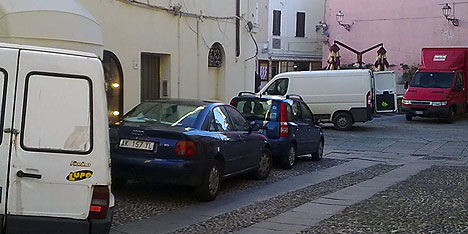 Parcheggi in centro, riscoppia l'emergenza