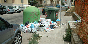 La citt affonda nellimmondizia