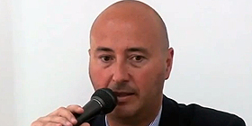 <i>Io pulito e libero dai partiti</i>