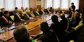 Piano Sulcis, Pigliaru  <i>tratta</i> con il Governo