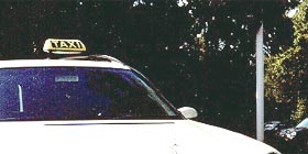Tassisti, troppe licenze. Il Comune così ci affama
