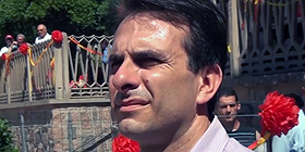 <i>Dietro i buffi slogan il bluff</i>