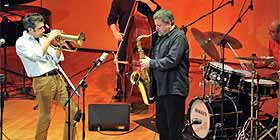 12 anni di Poco Loco. Festa col Four-Wheel Drive jazz quartet 